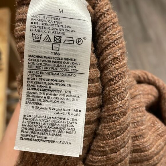 Old navy women’s long sleeve soft ribbed top brown sweater blouse size medium - Picture 7 of 9